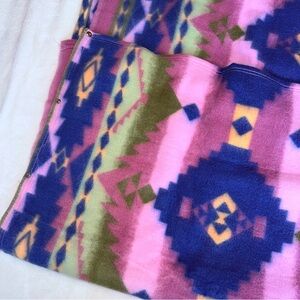 Biederlack Wearable Snap Blanket Colorful Geometric